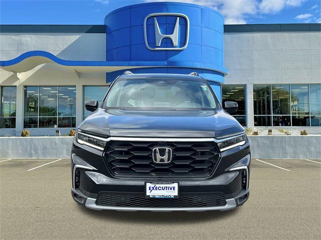 new 2025 Honda Pilot car, priced at $55,260