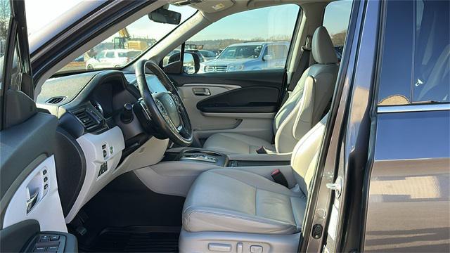 used 2023 Honda Ridgeline car, priced at $35,473