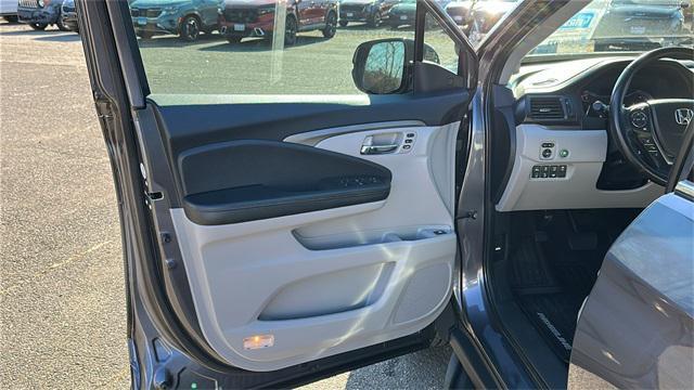 used 2023 Honda Ridgeline car, priced at $35,473