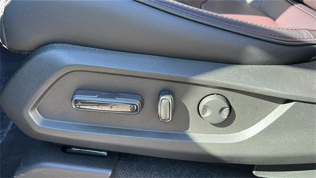 new 2025 Honda Pilot car, priced at $56,530