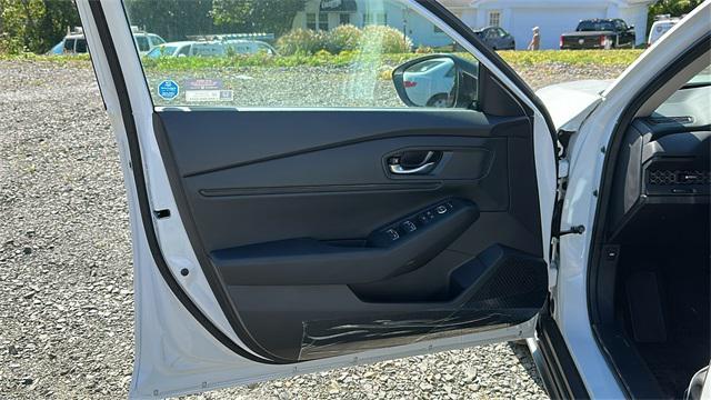 new 2025 Honda Accord car, priced at $31,015