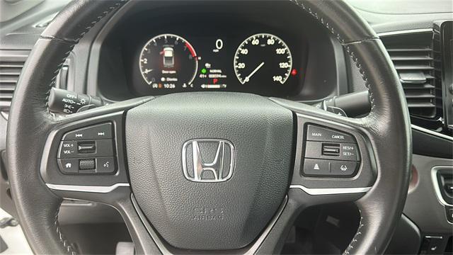 used 2025 Honda Ridgeline car, priced at $37,868