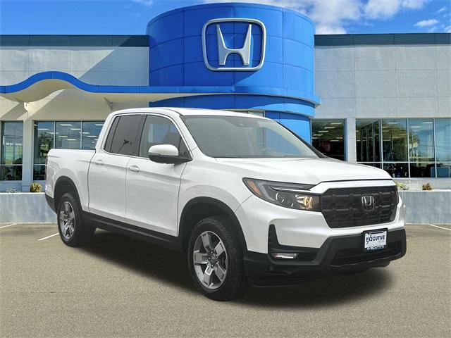 used 2025 Honda Ridgeline car, priced at $37,868