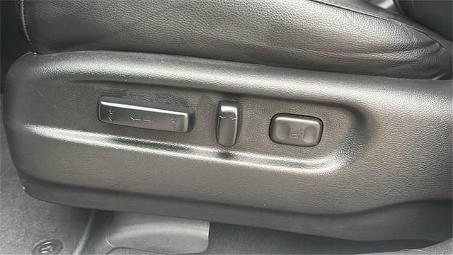 used 2025 Honda Ridgeline car, priced at $37,868