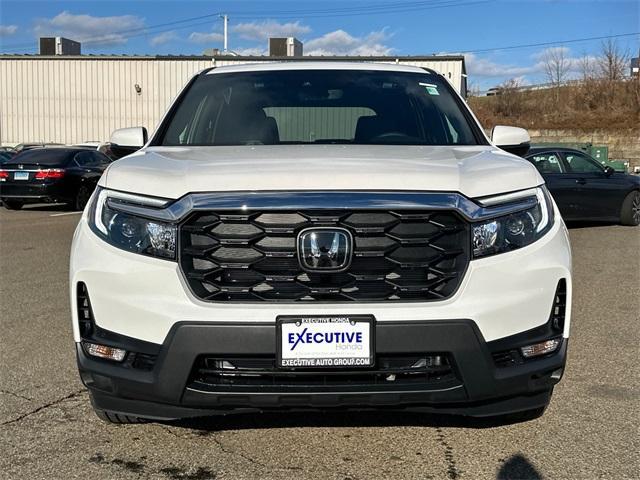 new 2025 Honda Passport car, priced at $44,250