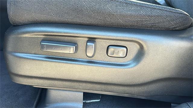 used 2022 Honda Pilot car, priced at $29,867