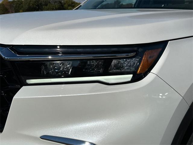 new 2025 Honda Pilot car, priced at $55,030