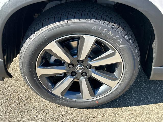 new 2025 Honda Pilot car, priced at $55,030