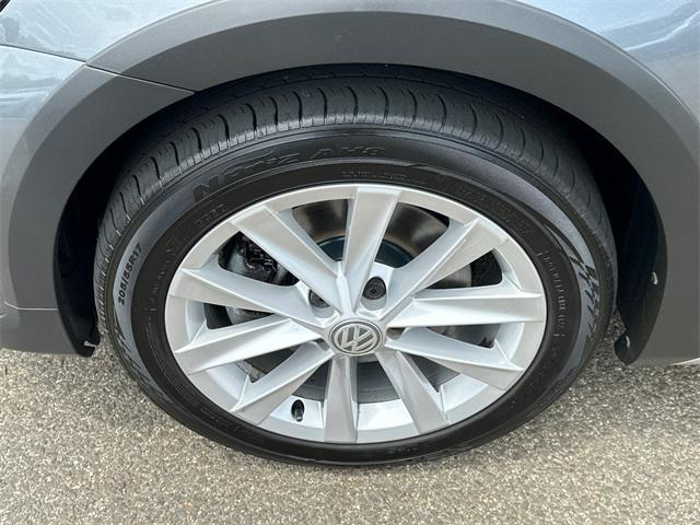 used 2019 Volkswagen Golf Alltrack car, priced at $18,937