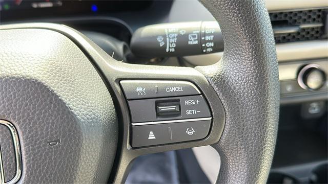 new 2025 Honda HR-V car, priced at $28,405