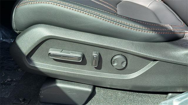 new 2025 Honda Pilot car, priced at $51,350