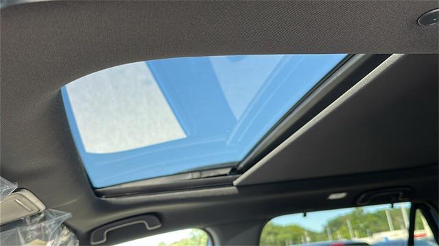 new 2025 Honda Pilot car, priced at $51,350