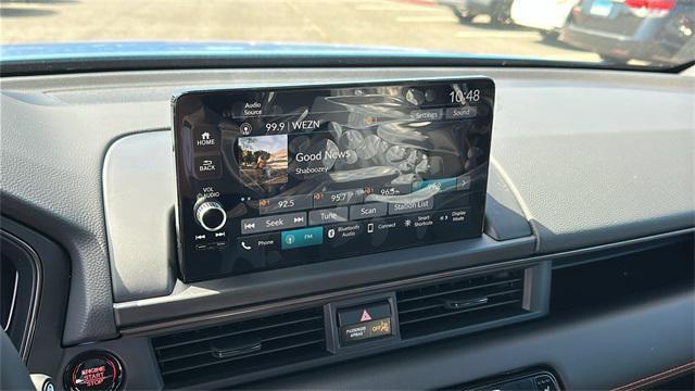 new 2025 Honda Pilot car, priced at $51,350