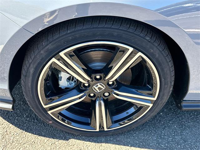 new 2025 Honda Accord Hybrid car, priced at $35,260