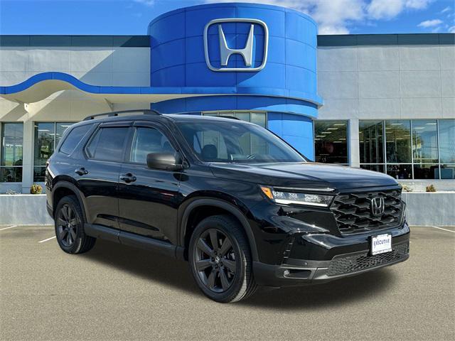 used 2023 Honda Pilot car, priced at $37,994