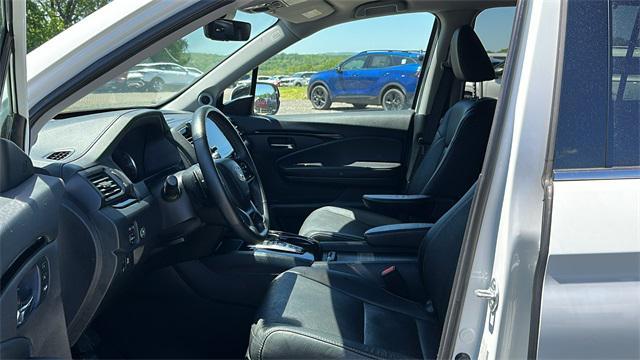 used 2022 Honda Pilot car, priced at $35,648
