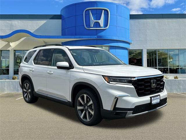 new 2025 Honda Pilot car, priced at $52,495