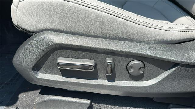 new 2025 Honda Pilot car, priced at $52,495