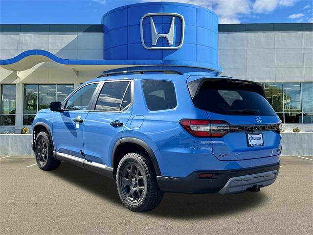 new 2025 Honda Pilot car, priced at $51,350