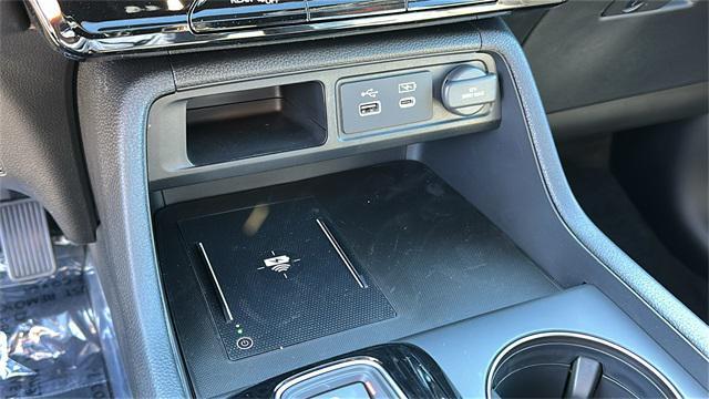 new 2025 Honda Pilot car, priced at $51,350