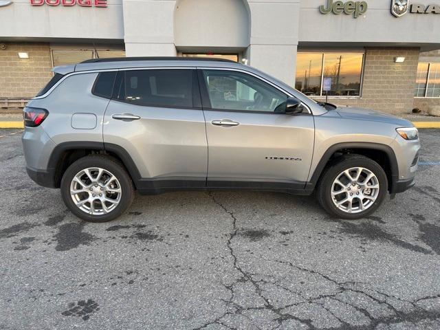 new 2024 Jeep Compass car, priced at $42,500
