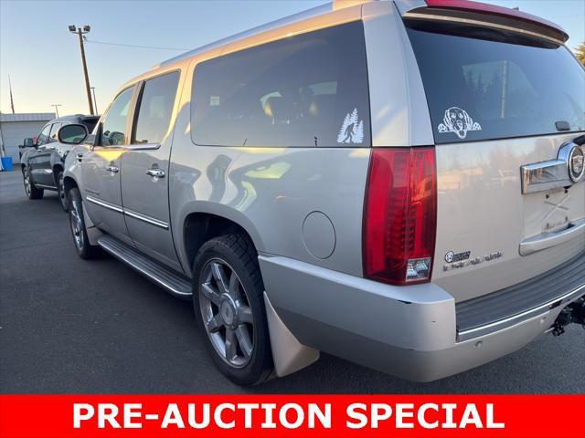 used 2007 Cadillac Escalade ESV car, priced at $9,750