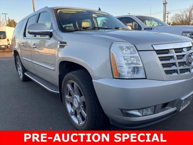 used 2007 Cadillac Escalade ESV car, priced at $9,750