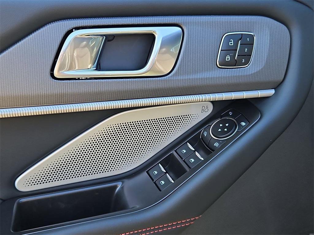 new 2025 Ford Explorer car, priced at $60,360