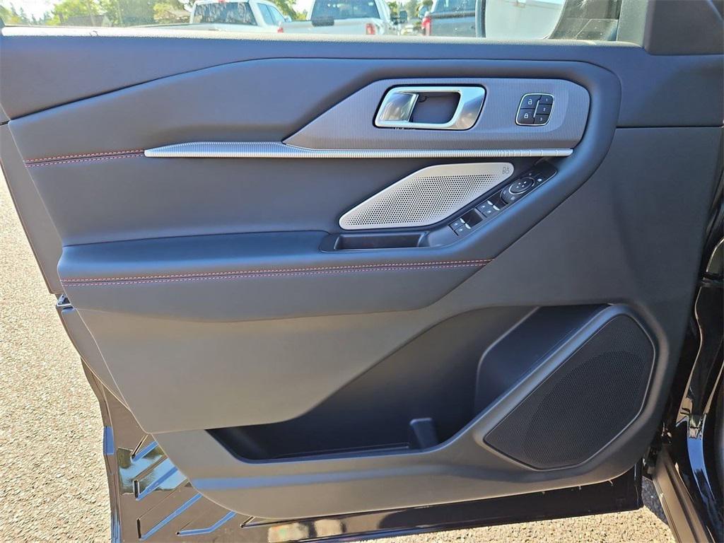 new 2025 Ford Explorer car, priced at $60,360
