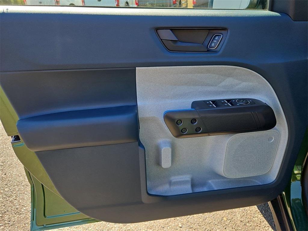 new 2025 Ford Maverick car, priced at $35,695