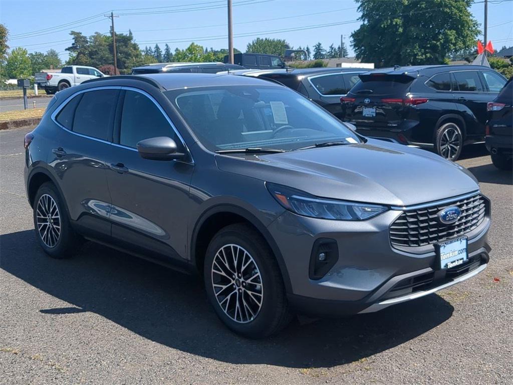 new 2025 Ford Escape PHEV car, priced at $31,967