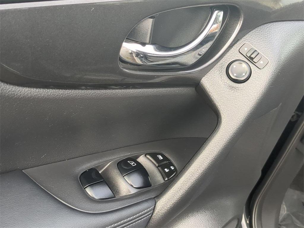 used 2017 Nissan Rogue car, priced at $15,688