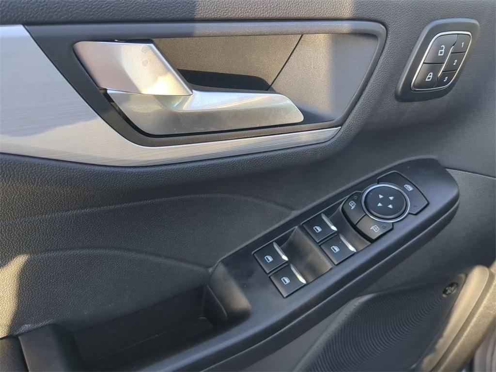 new 2025 Ford Escape PHEV car, priced at $36,186