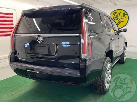 used 2015 Cadillac Escalade car, priced at $29,975