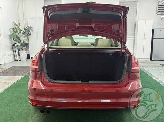 used 2017 Volkswagen Jetta car, priced at $13,675