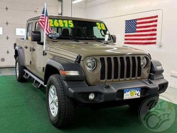 used 2020 Jeep Gladiator car, priced at $26,875