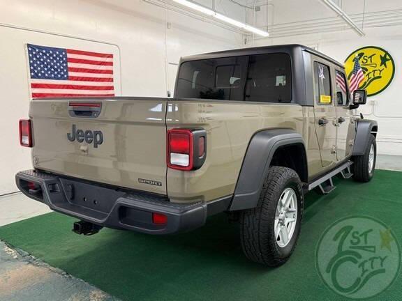 used 2020 Jeep Gladiator car, priced at $26,875