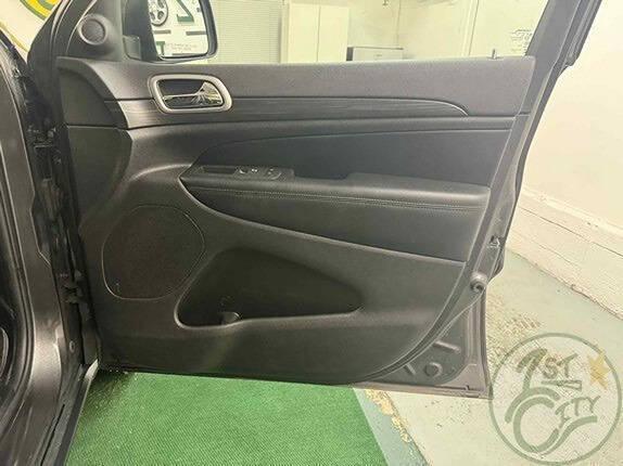 used 2020 Jeep Grand Cherokee car, priced at $17,675