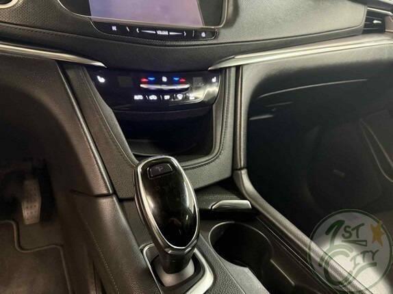 used 2017 Cadillac XT5 car, priced at $19,875