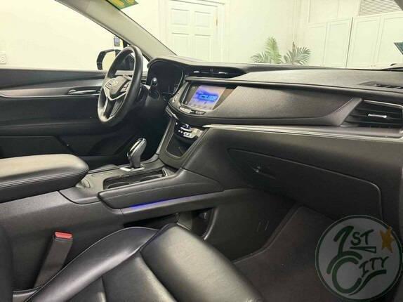 used 2017 Cadillac XT5 car, priced at $19,875