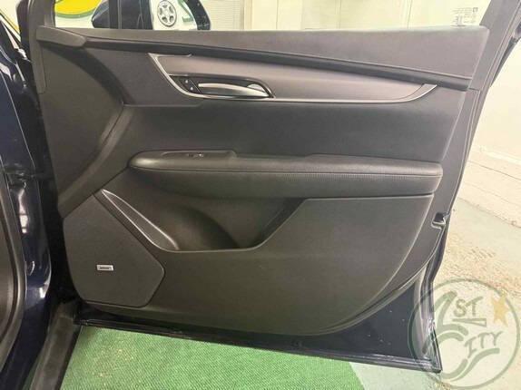 used 2017 Cadillac XT5 car, priced at $19,875