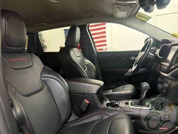 used 2017 Jeep Cherokee car, priced at $13,575