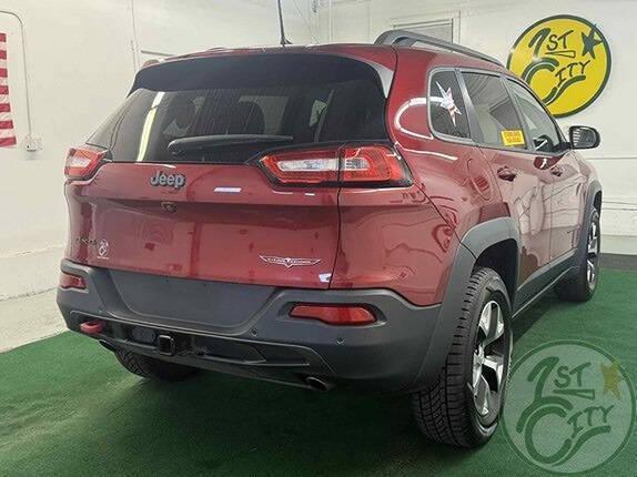 used 2017 Jeep Cherokee car, priced at $13,575
