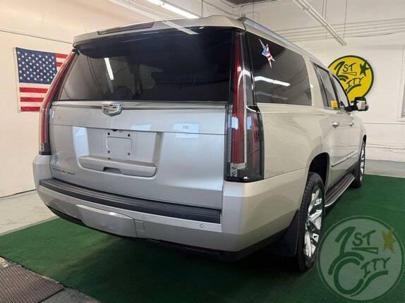 used 2015 Cadillac Escalade ESV car, priced at $22,975