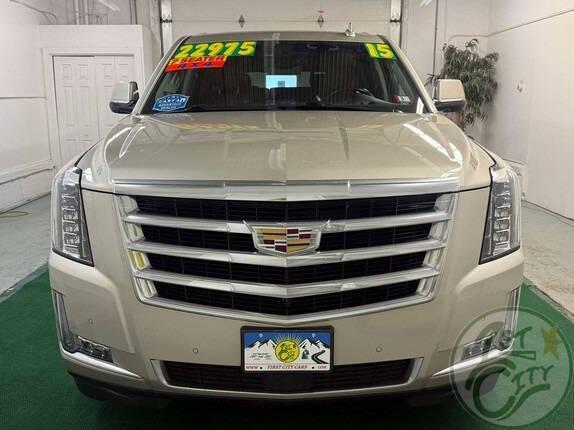 used 2015 Cadillac Escalade ESV car, priced at $22,975