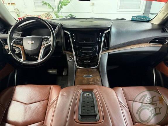 used 2015 Cadillac Escalade ESV car, priced at $22,975