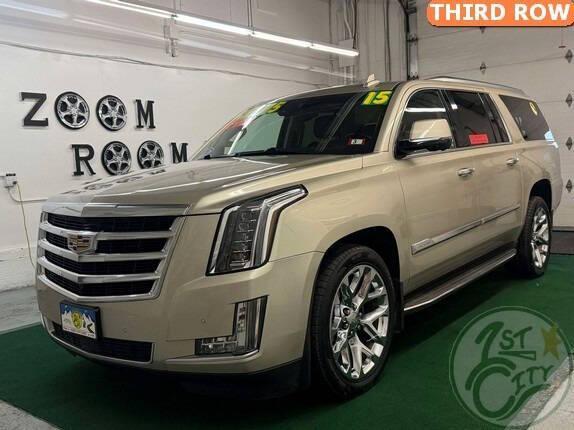 used 2015 Cadillac Escalade ESV car, priced at $22,975