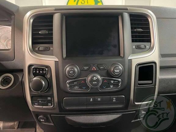 used 2019 Ram 1500 Classic car, priced at $29,975