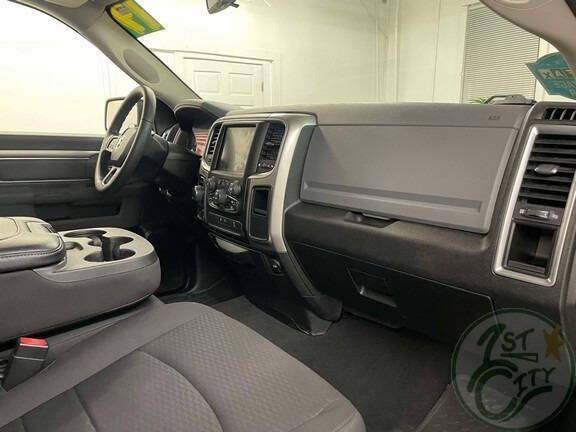 used 2019 Ram 1500 Classic car, priced at $29,975