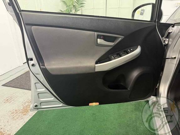 used 2014 Toyota Prius Plug-in car, priced at $16,975
